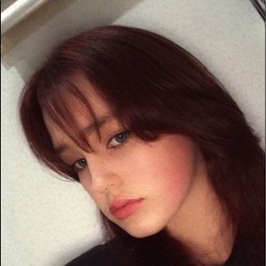 Meet your Posher, Leanne